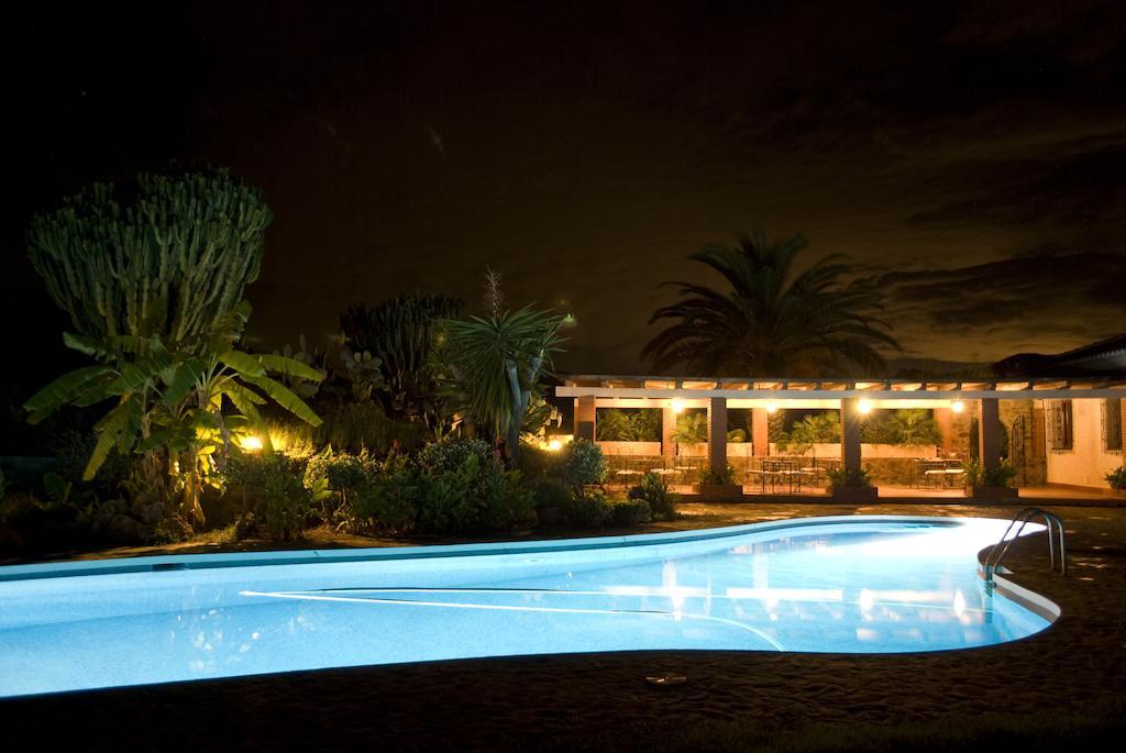 فندق Almuñécarفي  Cortijo La Luna المظهر الخارجي الصورة